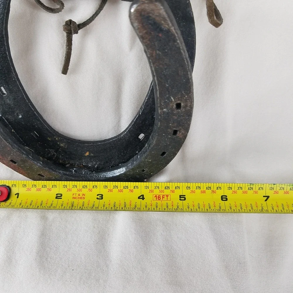 Horseshoe Wall Hook Rack Rustic Cast Iron Western Decor Leather Wrap Boot‎ Jack